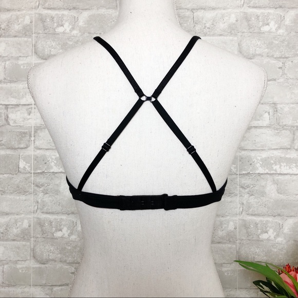 VICTORIA’S SECRET Black Lace Halter Bralette - Picture 3 of 14